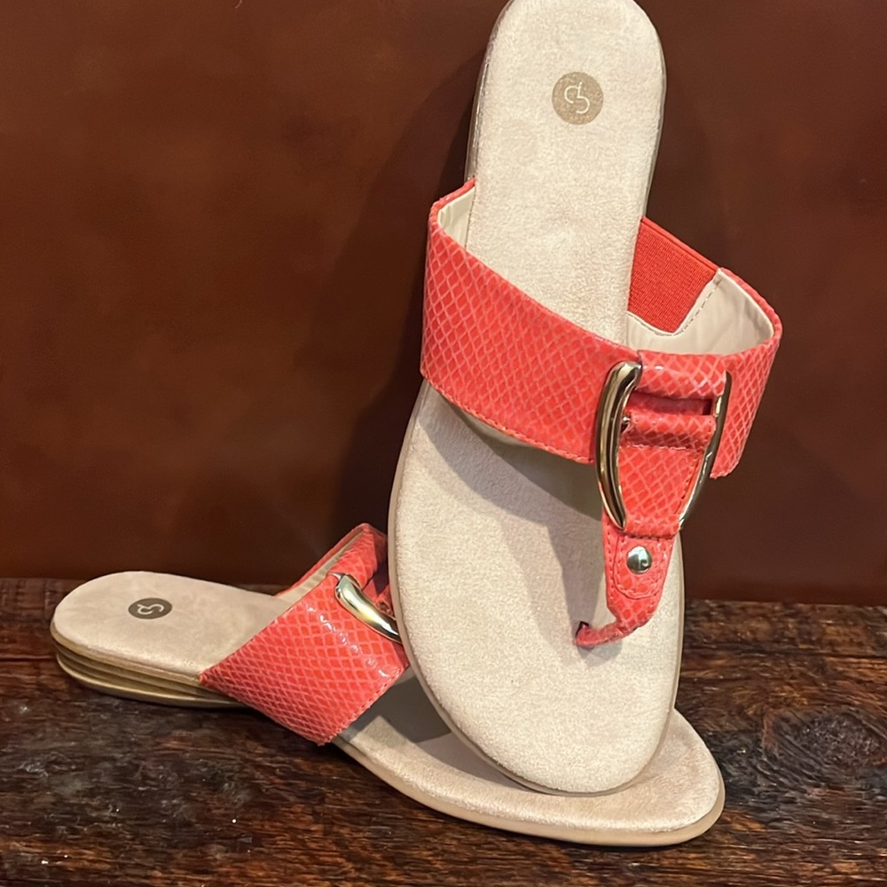 Sandals - Picture 4 of 7
